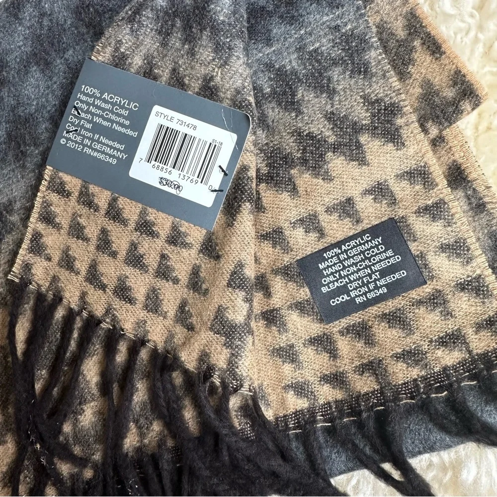 NWT John Bartlett scarf made in Germany